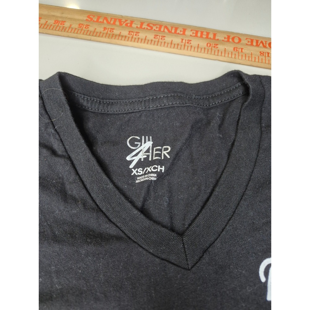 GIII Pittsburgh Steelers V-Neck T-Shirt NFL Football‎ Fan Apparel XS - Picture 2 of 5